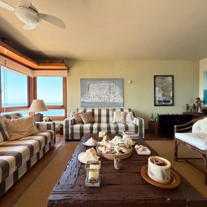 Apartamento com 190m², 3 dormitórios, 1 suíte, 1 vaga no Ville Saint Tropez em Torres para Comprar