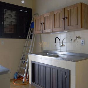 Casa com 260m², 5 dormitórios, 1 suíte, 2 vagas no bairro Praia Grande em Torres para Comprar