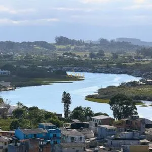 Apartamento com 118m², 3 dormitórios, 2 suítes, 2 vagas no Punta Del Sole em Torres para Comprar