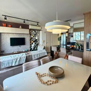 Apartamento com 88m², 3 dormitórios, 3 suítes, 2 vagas no Perito Moreno em Torres para Comprar