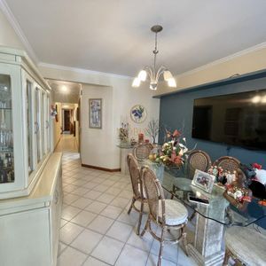 Apartamento com 103m², 2 dormitórios, 2 suítes, 2 vagas no Costa Azul em Torres para Comprar