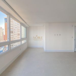 Apartamento com 130m², 3 dormitórios, 1 suíte, 2 vagas no Monterrey em Torres para Comprar