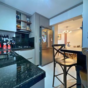 Apartamento com 98m², 3 dormitórios, 1 suíte, 1 vaga no Mar de Flores em Torres para Comprar