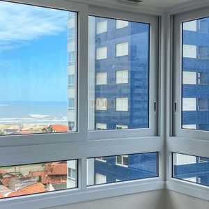 Apartamento com 130m², 3 dormitórios, 1 suíte, 2 vagas no Monterrey em Torres para Comprar