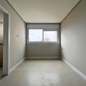 Apartamento com 107m², 2 dormitórios, 2 suítes, 2 vagas no Ibiza em Torres para Comprar