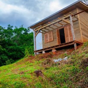 Casa com 1800m², 4 dormitórios, 3 vagas no bairro Centro em Praia Grande para Comprar