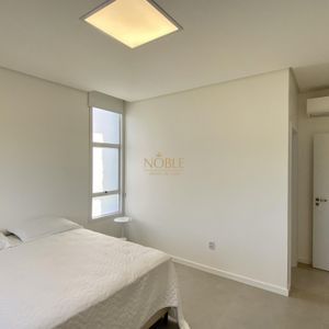 Casa de Condomínio com 290m², 4 dormitórios, 2 suítes, 2 vagas no Ocean Side em Torres para Comprar