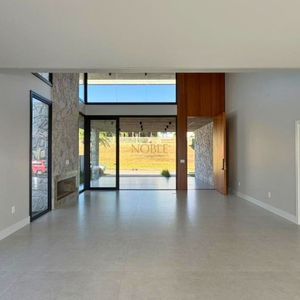 Casa com 335m², 4 dormitórios, 4 suítes, 2 vagas no Reserva das Águas em Torres para Comprar