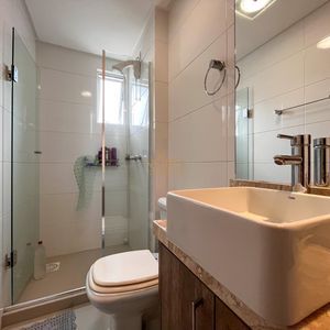 Apartamento com 110m², 3 dormitórios, 1 suíte, 1 vaga no Yokohama em Torres para Comprar