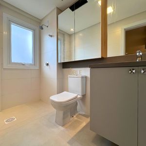 Apartamento com 130m², 3 dormitórios, 1 suíte, 2 vagas no Monterrey em Torres para Comprar