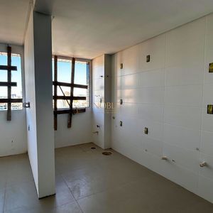 Apartamento com 84m², 1 dormitório, 1 suíte, 1 vaga no Punta Del Sole em Torres para Comprar