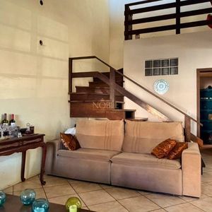 Casa, 6 dormitórios, 1 suíte, 4 vagas no bairro Stan em Torres para Comprar