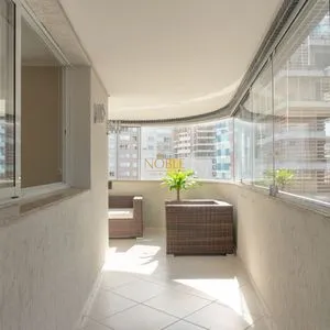 Apartamento com 125m², 3 dormitórios, 1 suíte, 2 vagas no Elegance em Torres para Comprar