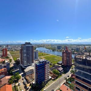 Apartamento com 78m², 2 dormitórios, 1 suíte, 1 vaga no Vista Mare em Torres para Comprar