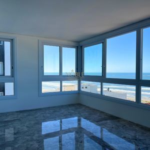Apartamento com 119m², 3 dormitórios, 3 suítes, 2 vagas no La Vistara em Torres para Comprar