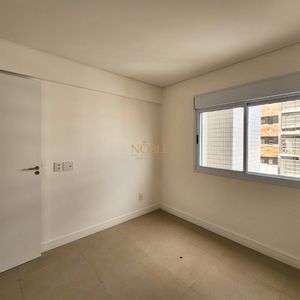 Apartamento com 85m², 2 dormitórios, 1 suíte, 1 vaga no San Pietro em Torres para Comprar