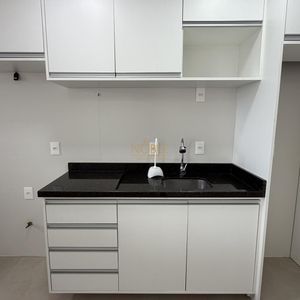 Apartamento com 73m², 2 dormitórios, 1 suíte, 2 vagas no Più Belle Residencial em Torres para Comprar