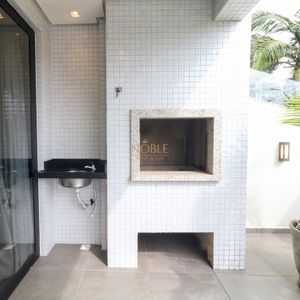 Apartamento com 128m², 3 dormitórios, 1 suíte, 2 vagas no Casa Carmel em Torres para Comprar