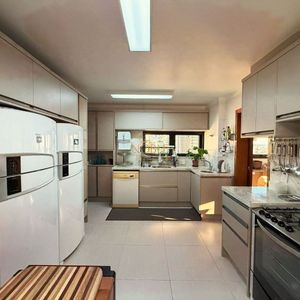 Apartamento com 163m², 3 dormitórios, 1 suíte, 1 vaga no Mar Azul em Torres para Comprar
