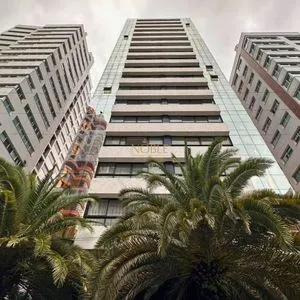 Apartamento com 86m², 2 dormitórios, 2 suítes, 1 vaga no Titanium em Torres para Comprar