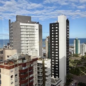 Apartamento com 105m², 3 dormitórios, 2 vagas no Michelângelo em Torres para Comprar