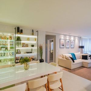 Apartamento com 84m², 2 dormitórios, 1 suíte, 2 vagas no Bellagio Residenziale em Torres para Comprar