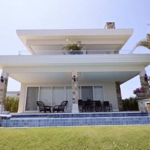 Casa de Condomínio, 5 dormitórios, 5 suítes, 2 vagas no Reserva das Águas em Torres para Comprar