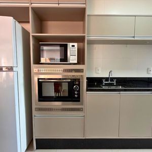 Apartamento com 110m², 3 dormitórios, 1 suíte, 2 vagas no Praia Bávaro em Torres para Comprar