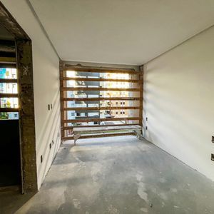 Apartamento com 210m², 4 dormitórios, 4 suítes, 3 vagas no Vanguard em Torres para Comprar