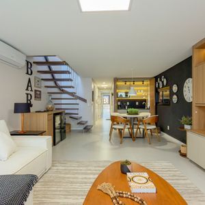 Cobertura com 220m², 3 dormitórios, 3 suítes, 2 vagas no Dona Iris em Torres para Comprar