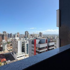 Apartamento com 98m², 2 dormitórios, 2 suítes, 2 vagas no Punta Del Sole em Torres para Comprar