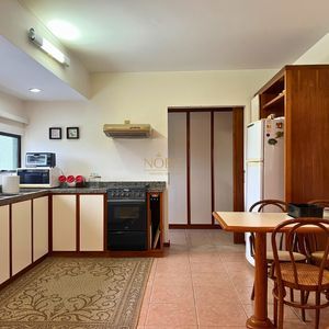 Apartamento com 190m², 3 dormitórios, 1 suíte, 2 vagas no Casa Blanca em Torres para Comprar