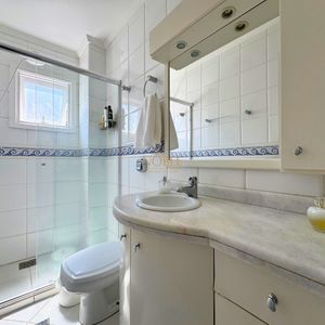 Cobertura com 182m², 4 dormitórios, 1 suíte, 1 vaga no Bella Vista em Torres para Comprar