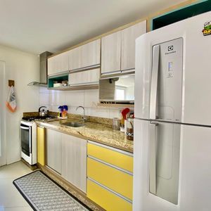 Apartamento com 120m², 4 dormitórios, 1 suíte, 2 vagas no Michelângelo em Torres para Comprar