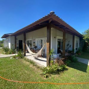 Casa com 135m², 3 dormitórios, 1 suíte, 1 vaga no bairro Bela Vista em Passo de Torres para Comprar