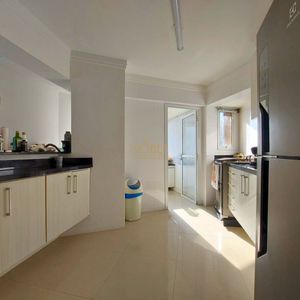 Apartamento com 134m², 3 dormitórios, 2 suítes, 2 vagas no Cortemaggiore em Torres para Comprar