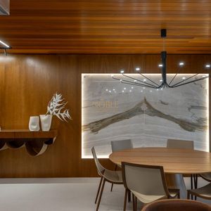 Apartamento com 207m², 3 dormitórios, 3 suítes, 3 vagas no Ares em Torres para Comprar