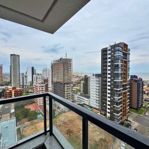 Apartamento com 117m², 3 dormitórios, 3 suítes, 2 vagas no Freedom em Torres para Comprar