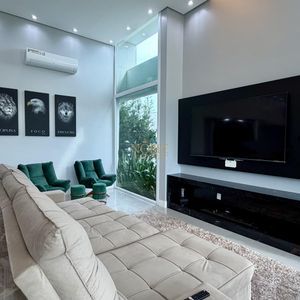 Casa de Condomínio com 293m², 3 dormitórios, 3 suítes, 2 vagas no Ocean Side em Torres para Comprar