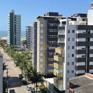 Apartamento com 98m², 3 dormitórios, 1 suíte, 1 vaga no Mar de Flores em Torres para Comprar