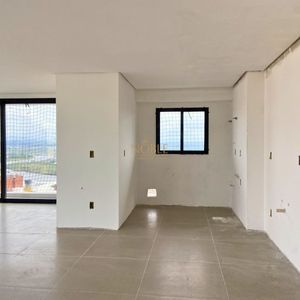 Apartamento com 130m², 4 dormitórios, 3 suítes, 2 vagas no Mirage em Torres para Comprar