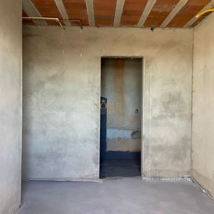 Apartamento com 88m², 3 dormitórios, 1 suíte, 1 vaga no Dell Ville em Torres para Comprar