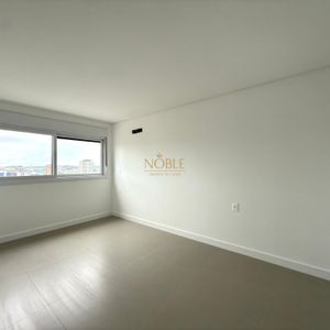 Apartamento com 53m², 1 dormitório, 1 suíte, 1 vaga no Punta Del Sole em Torres para Comprar