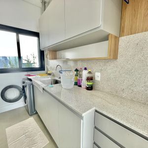 Casa de Condomínio com 215m², 3 dormitórios, 3 suítes, 2 vagas no Reserva das Águas em Torres para Comprar