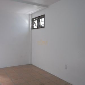 Casa com 260m², 5 dormitórios, 1 suíte, 2 vagas no bairro Praia Grande em Torres para Comprar
