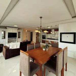 Apartamento com 105m², 3 dormitórios, 2 vagas no Michelângelo em Torres para Comprar