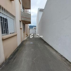 ACESSO A GARAGEM