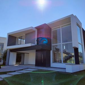 casa a venda em condomínio