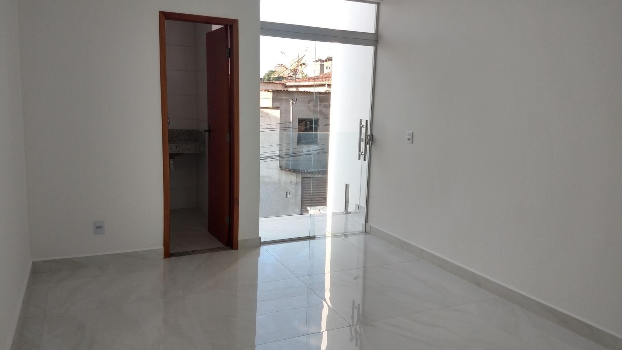 Casa à venda com 3 quartos, 100m² - Foto 14