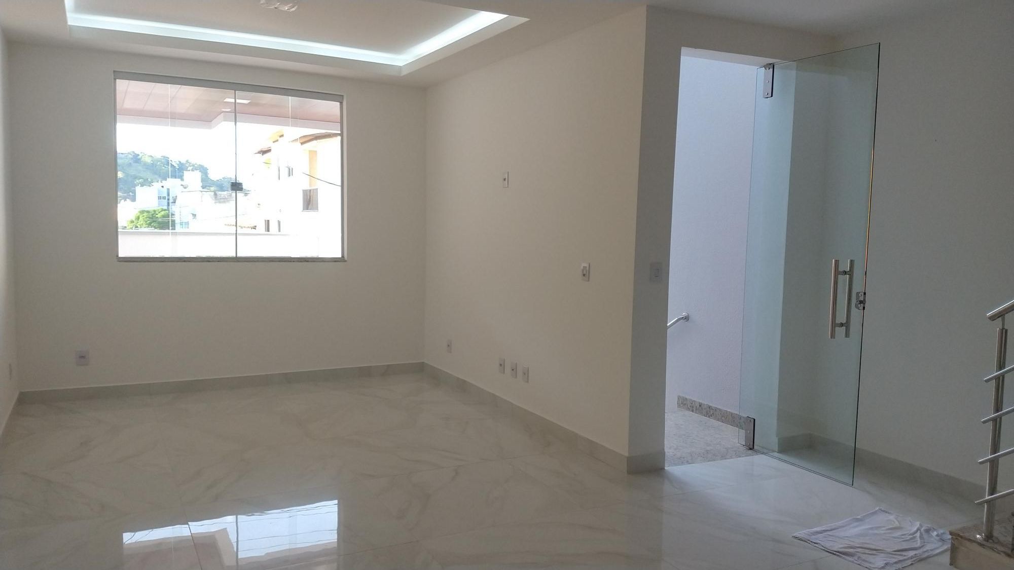 Casa à venda com 3 quartos, 100m² - Foto 7